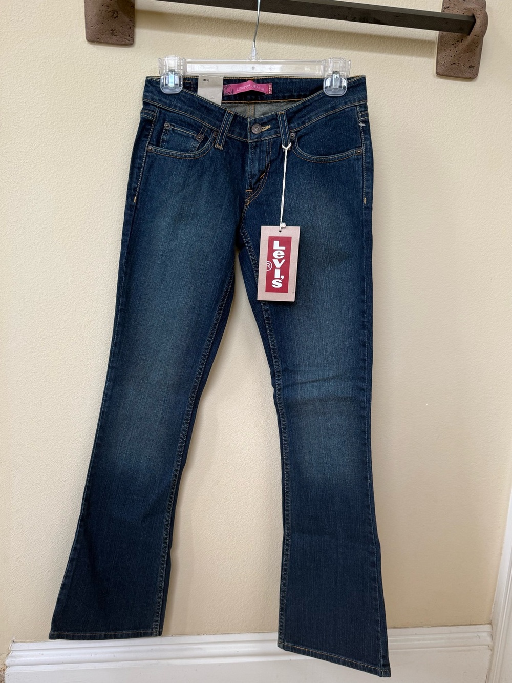 New -Levi’s bootcut 524 jeans